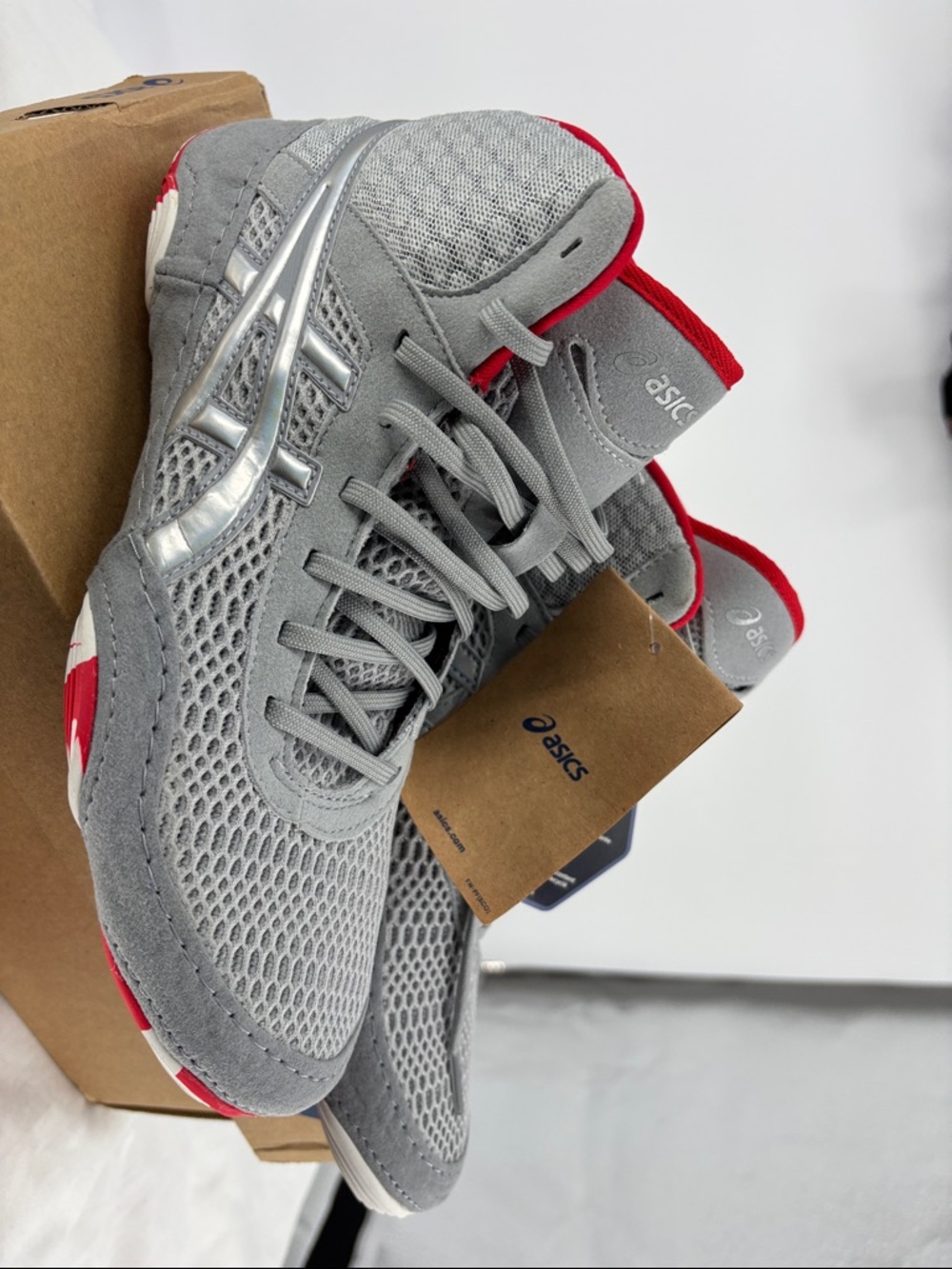 ASICS MATBLAZER Piedmont Ortholite  grey /classic red lace up shoes 8.5 NWT - Picture 2 of 15